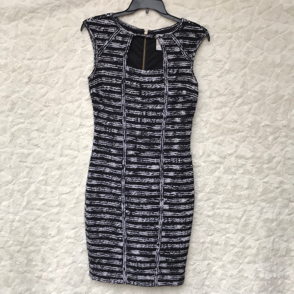 EUC Caché Fitted Black/Gray Dress Sz8